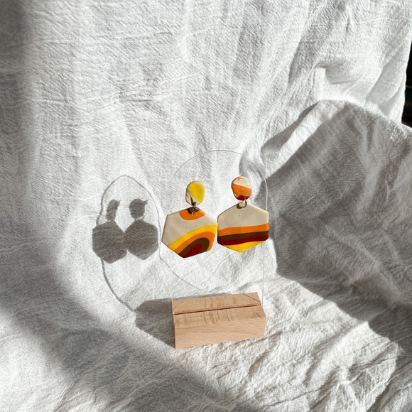 Handmade Retro 70s Geometric Earrings - Picture 7 of 7